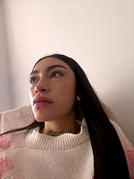 Snapshot of Effy_Bonny chatting on October 18, 2025, 8:44 pm Effy Bonny online show from October 18, 2025, 8:44 pm