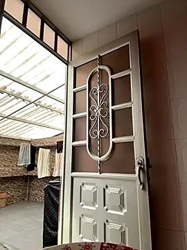 Snapshot of Effy_Bonny chatting on December 14, 2025, 3:28 pm Effy Bonny online show from December 14, 2025, 3:28 pm