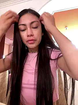 Snapshot of Effy_Bonny chatting on October 12, 2025, 2:51 pm Effy Bonny online show from October 12, 2025, 2:51 pm