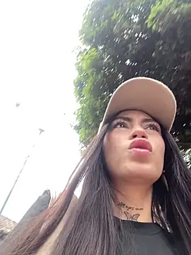 Snapshot of Effy_Bonny chatting on October 14, 2025, 6:30 pm Effy Bonny online show from October 14, 2025, 6:30 pm