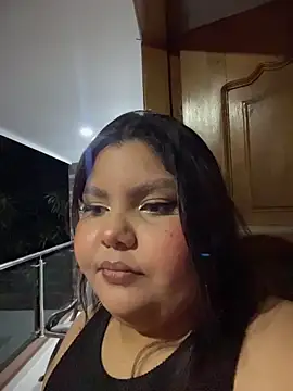 Snapshot of _Shara_Handal_ chatting on May 17, 2026, 9:31 am Shara Handal online show from May 17, 2026, 9:31 am