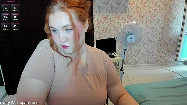 Snapshot of GeorginiaGrimes chatting on July 28, 2026, 9:50 am GeorginiaGrimes online show from July 28, 2026, 9:50 am