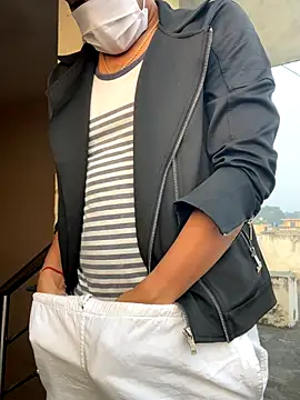 Snapshot of sonalsanskar chatting on December 2, 2025, 1:28 am sonalsanskar online show from December 2, 2025, 1:28 am