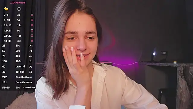 Snapshot of JudyAngil chatting on February 10, 2026, 6:23 am JudyAngil online show from February 10, 2026, 6:23 am