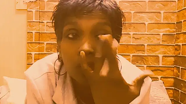 Snapshot of Fuckable_Nasty_MILF chatting on June 10, 2026, 5:08 am Fuckable Nasty MILF online show from June 10, 2026, 5:08 am