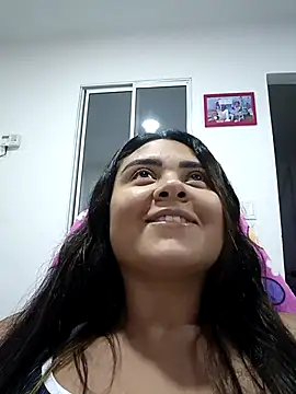 sexy-latin10 online show from April 26, 2026, 2:20 am