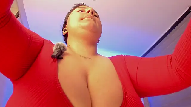 Snapshot of dayan_silva_ chatting on October 3, 2025, 11:50 pm dayan silva online show from October 3, 2025, 11:50 pm