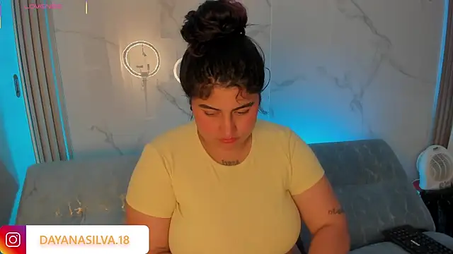 Snapshot of dayan_silva_ chatting on September 29, 2025, 1:12 am dayan silva online show from September 29, 2025, 1:12 am