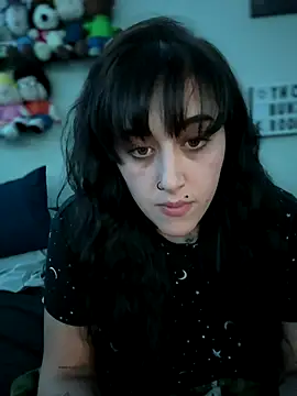 ThicBunz online show from November 9, 2025, 4:05 am