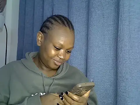 Snapshot of Sexiebony12 chatting on August 3, 2026, 10:14 pm Sexiebony12 online show from August 3, 2026, 10:14 pm