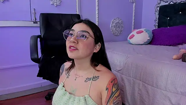 JeyLee online show from October 23, 2025, 11:42 am