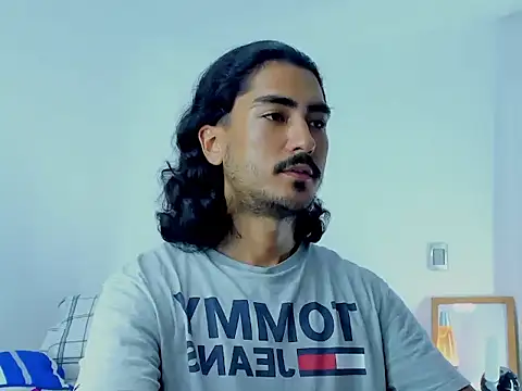 Snapshot of david__johnson372 chatting on October 7, 2025, 12:44 am david johnson372 online show from October 7, 2025, 12:44 am