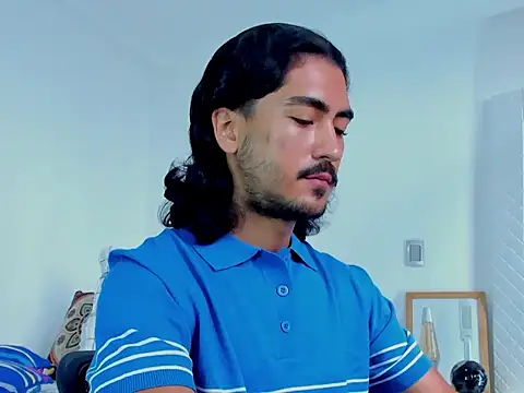 Snapshot of david__johnson372 chatting on October 12, 2025, 1:23 pm david johnson372 online show from October 12, 2025, 1:23 pm