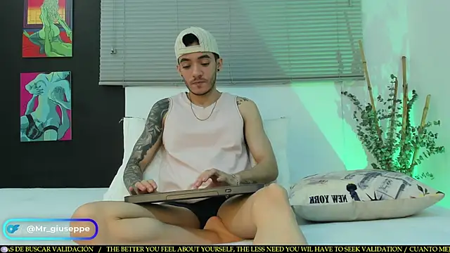 Tylergiuseppe  online show from March 18, 2025, 8:16 pm