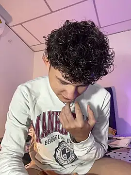 Nathan Bluee online show from October 31, 2025, 3:41 pm