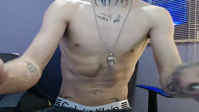 Snapshot of Andy_bapho chatting on February 24, 2026, 9:04 pm Andy bapho online show from February 24, 2026, 9:04 pm