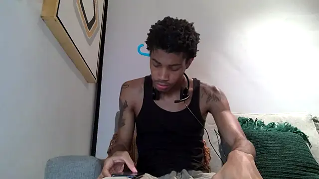 Skinnyblackman online show from March 20, 2026, 4:02 am