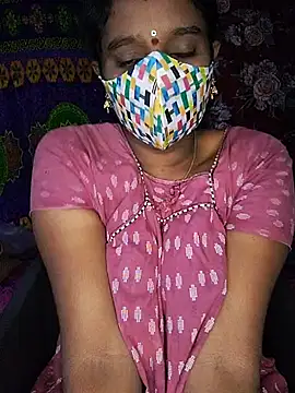 anisha91 online show from October 21, 2025, 5:34 pm