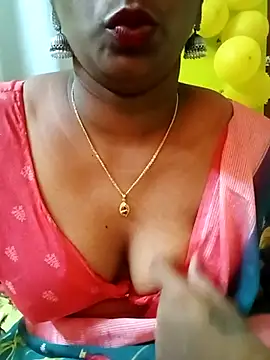 Snapshot of anisha91 chatting on February 21, 2025, 6:48 pm anisha91 online show from February 21, 2025, 6:48 pm