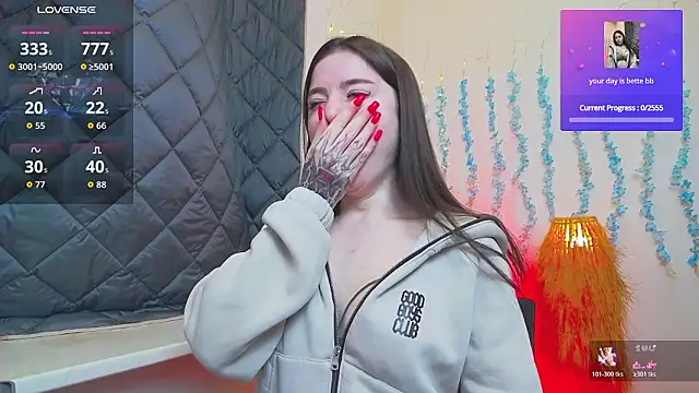 Snapshot of Luxuryalma chatting on March 22, 2026, 6:37 am Luxuryalma online show from March 22, 2026, 6:37 am