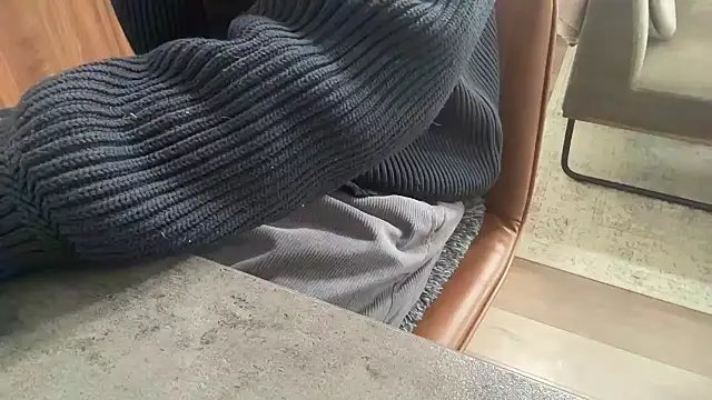 atom0407 online show from March 10, 2026, 2:15 am