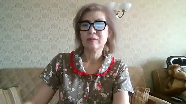 Snapshot of Elegant00Lady chatting on June 29, 2026, 8:32 am Elegant00Lady online show from June 29, 2026, 8:32 am