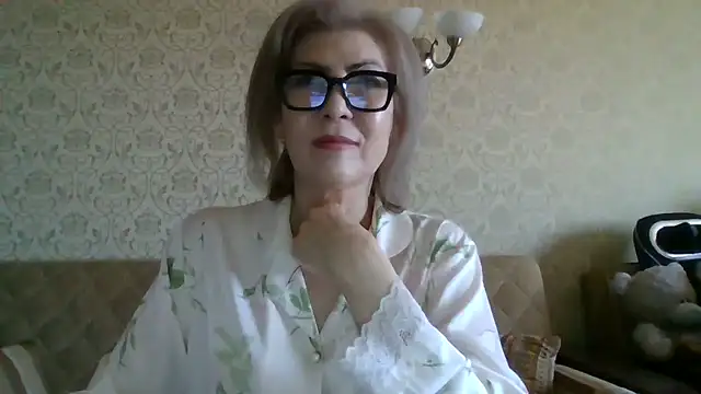 Snapshot of Elegant00Lady chatting on July 5, 2026, 4:06 am Elegant00Lady online show from July 5, 2026, 4:06 am