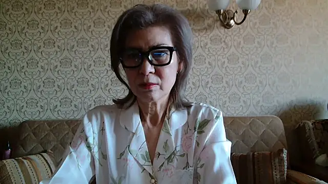 Snapshot of Elegant00Lady chatting on November 24, 2025, 3:17 am Elegant00Lady online show from November 24, 2025, 3:17 am