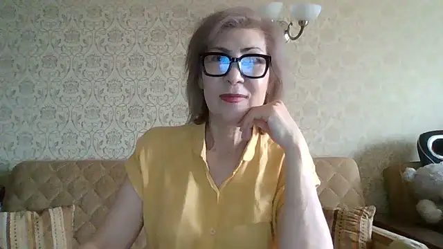 Snapshot of Elegant00Lady chatting on July 1, 2026, 7:52 am Elegant00Lady online show from July 1, 2026, 7:52 am
