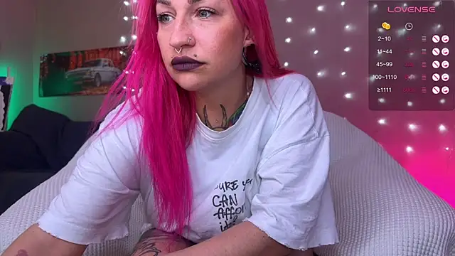 Tanya Acid online show from June 11, 2026, 5:32 pm