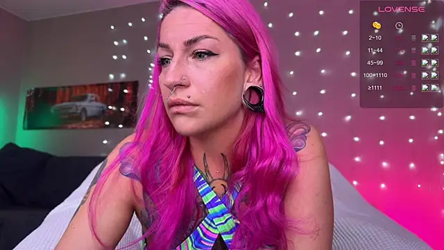 Snapshot of Tanya_Acid chatting on July 3, 2026, 7:26 am Tanya Acid online show from July 3, 2026, 7:26 am