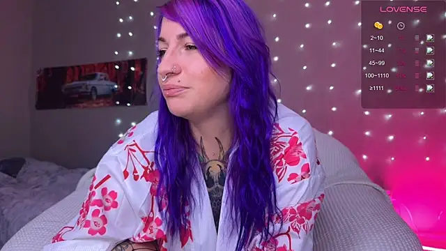 Snapshot of Tanya_Acid chatting on July 28, 2026, 6:32 am Tanya Acid online show from July 28, 2026, 6:32 am