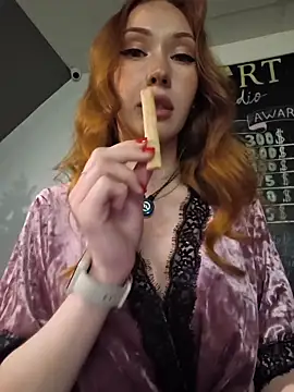 MayaSolar online show from February 5, 2026, 8:59 pm