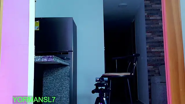 Snapshot of zaiin_diesel chatting on November 29, 2025, 11:38 pm zaiin diesel online show from November 29, 2025, 11:38 pm