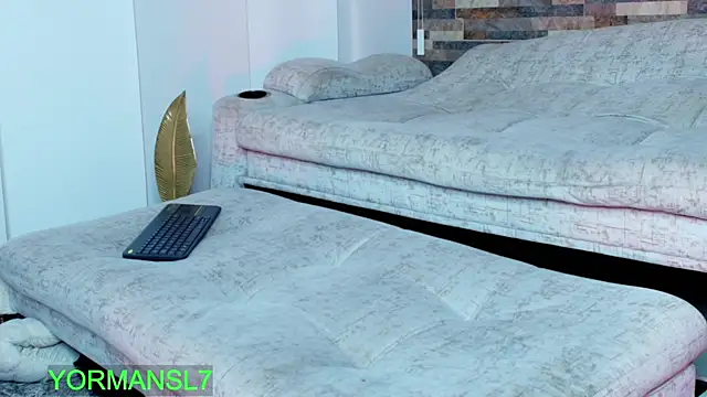 Snapshot of zaiin_diesel chatting on November 29, 2025, 11:32 am zaiin diesel online show from November 29, 2025, 11:32 am