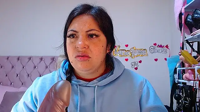 lanaqueen699 online show from March 3, 2026, 12:23 pm