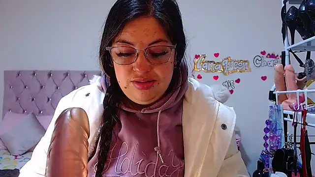 lanaqueen699 online show from February 5, 2026, 12:23 pm