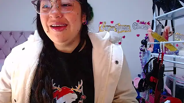 lanaqueen699 online show from February 17, 2026, 12:24 pm