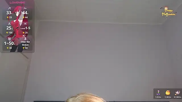 Snapshot of april_bunnyy chatting on October 24, 2025, 4:39 pm april bunnyy online show from October 24, 2025, 4:39 pm