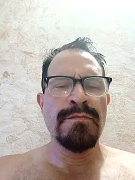 Snapshot of SbasTone_Muscle chatting on April 11, 2026, 1:04 pm SbasTone Muscle online show from April 11, 2026, 1:04 pm