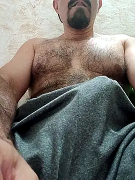 Snapshot of SbasTone_Muscle chatting on April 10, 2026, 1:40 pm SbasTone Muscle online show from April 10, 2026, 1:40 pm