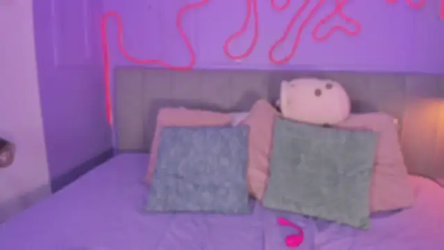 Snapshot of Mai_higurashi chatting on November 24, 2025, 7:25 pm Mai higurashi online show from November 24, 2025, 7:25 pm