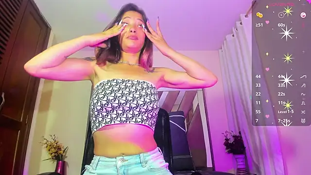 ZOEE COOPER online show from January 14, 2025, 3:53 am