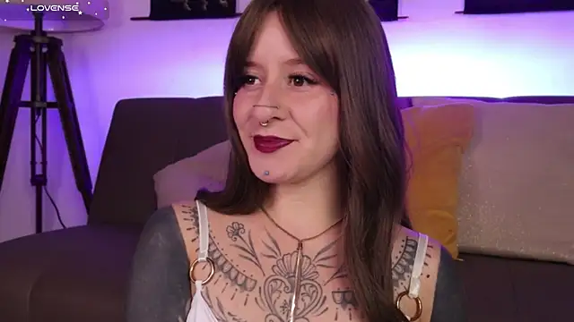 Daarlene online show from November 6, 2025, 10:19 am