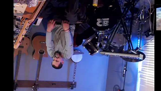 Snapshot of itsjameswebbscope chatting on March 7, 2026, 5:40 pm itsjameswebbscope online show from March 7, 2026, 5:40 pm