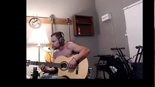 Snapshot of itsjameswebbscope chatting on March 28, 2026, 3:51 am itsjameswebbscope online show from March 28, 2026, 3:51 am