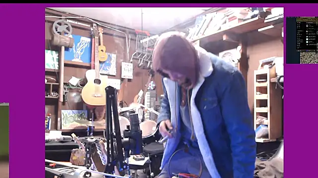 Snapshot of itsjameswebbscope chatting on December 5, 2025, 4:05 pm itsjameswebbscope online show from December 5, 2025, 4:05 pm