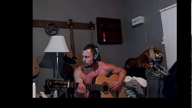 Snapshot of itsjameswebbscope chatting on March 31, 2026, 11:01 am itsjameswebbscope online show from March 31, 2026, 11:01 am