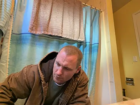 Snapshot of itsjameswebbscope chatting on October 31, 2025, 4:36 pm itsjameswebbscope online show from October 31, 2025, 4:36 pm