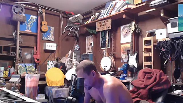 Snapshot of itsjameswebbscope chatting on November 16, 2025, 8:24 pm itsjameswebbscope online show from November 16, 2025, 8:24 pm